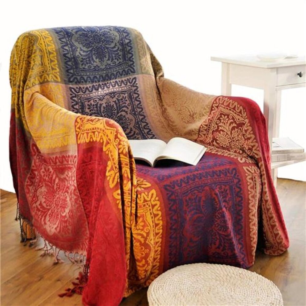 Boho Throw Blanket, Chenille Jacquard Tassels Throw Blankets for Bed Couch Soft